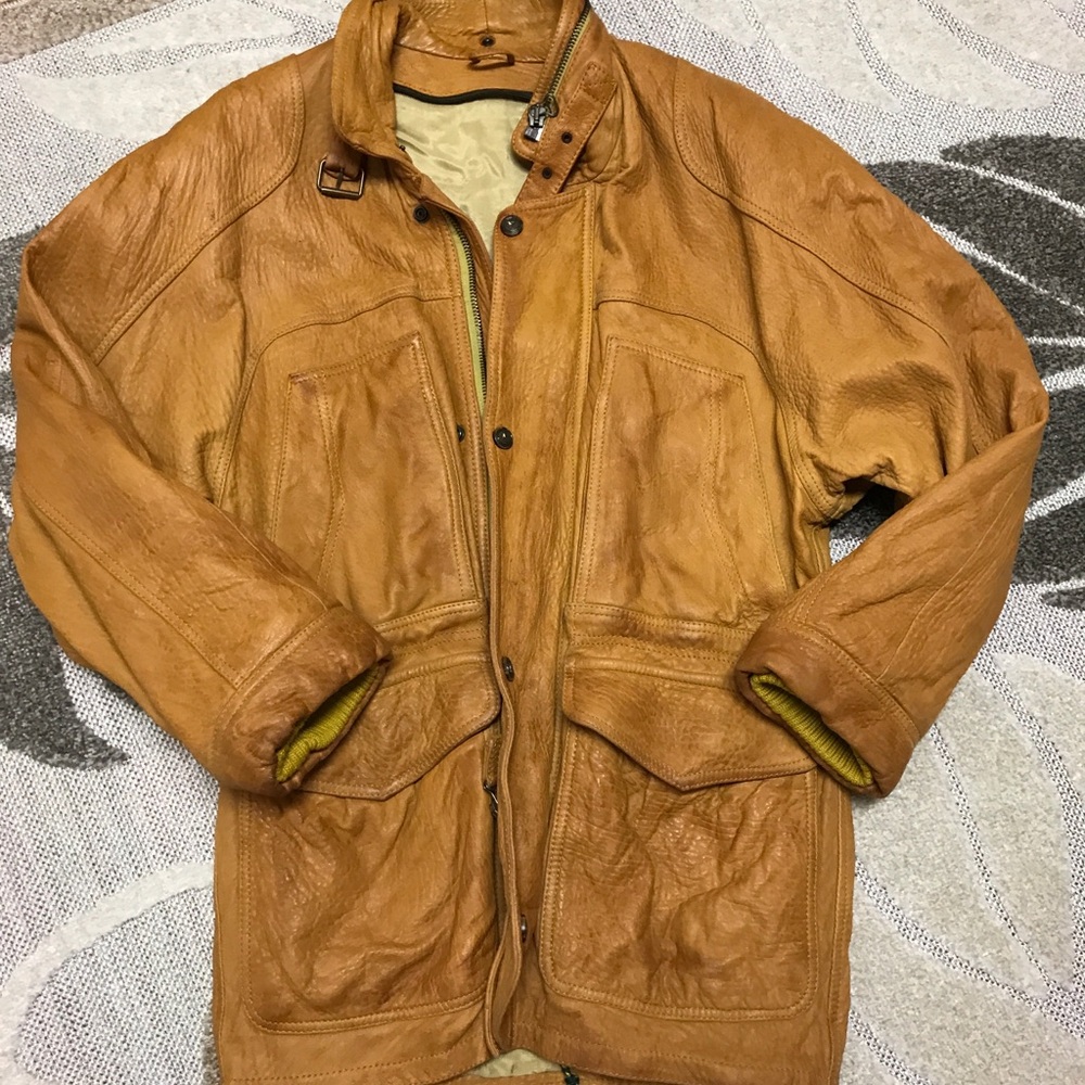 Gorgeous & Timeless Leather jacket - Picture 5 of 11